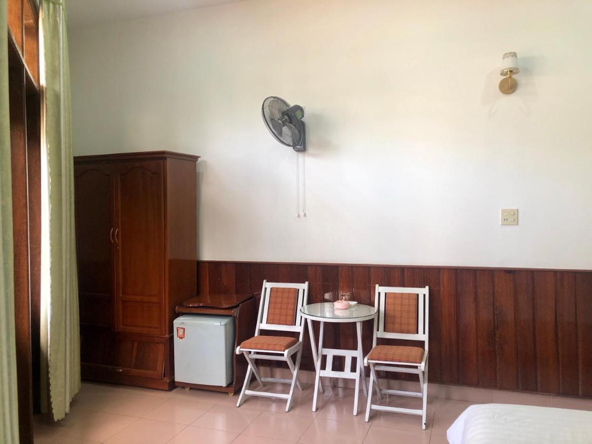 Hai Huong Hotel Quy Nhon Exterior photo