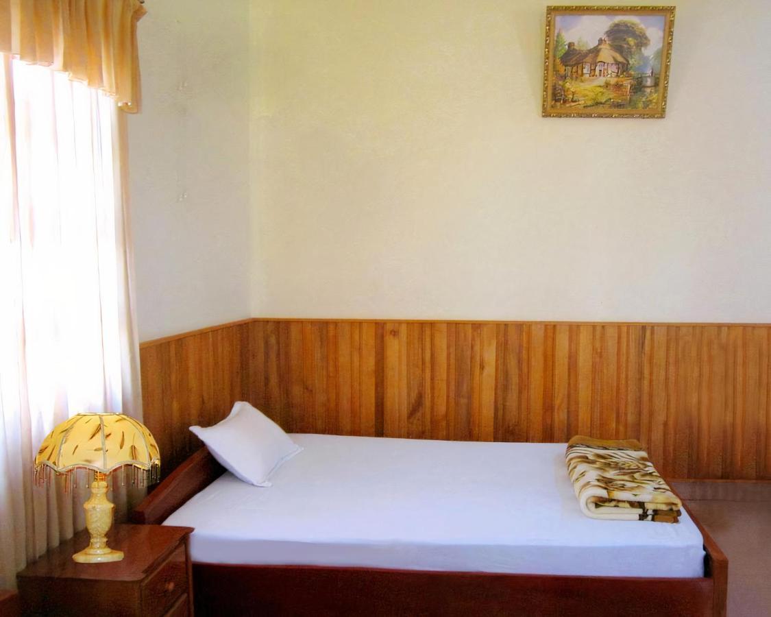 Hai Huong Hotel Quy Nhon Exterior photo