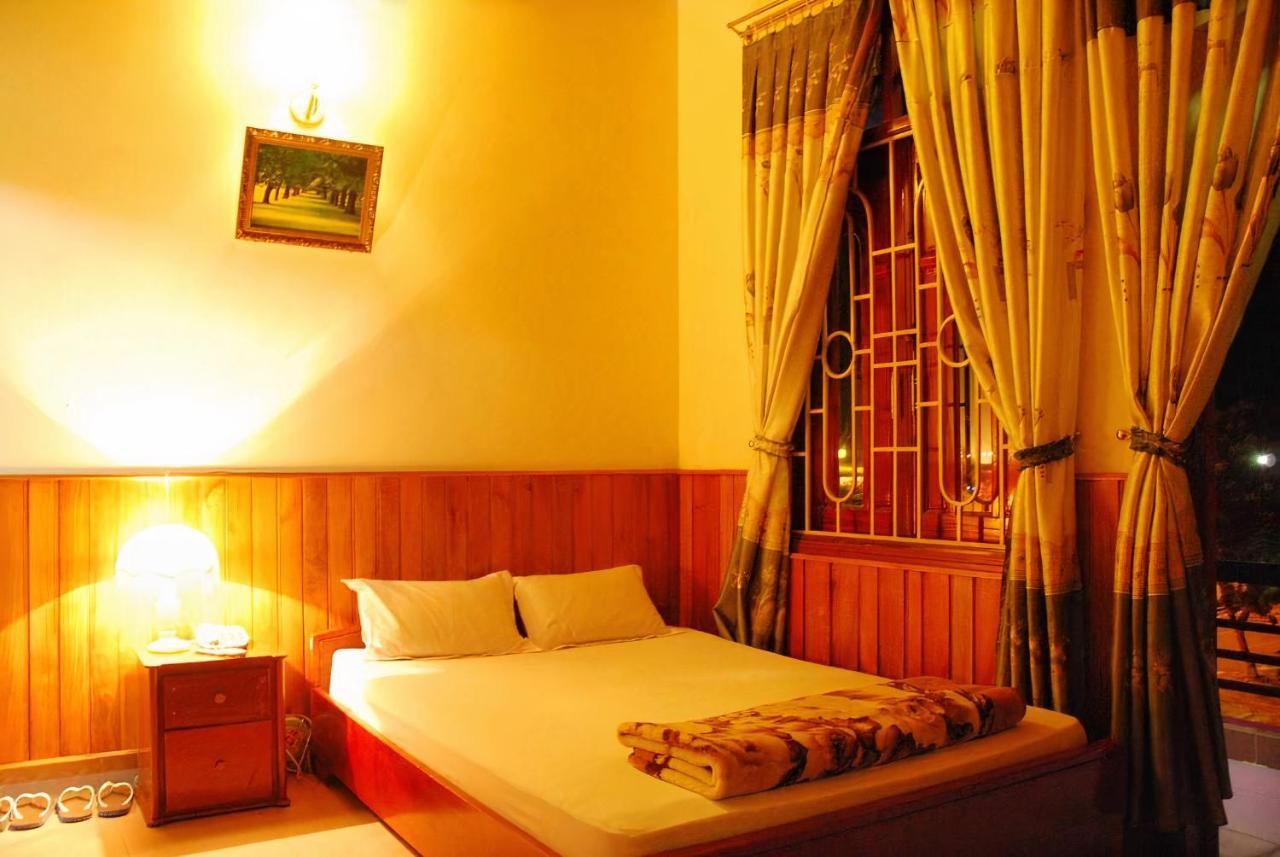 Hai Huong Hotel Quy Nhon Exterior photo