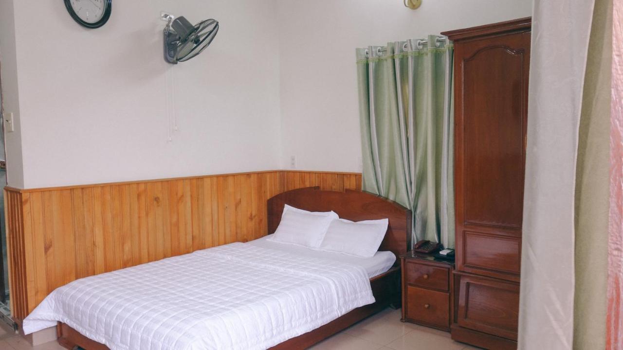 Hai Huong Hotel Quy Nhon Exterior photo